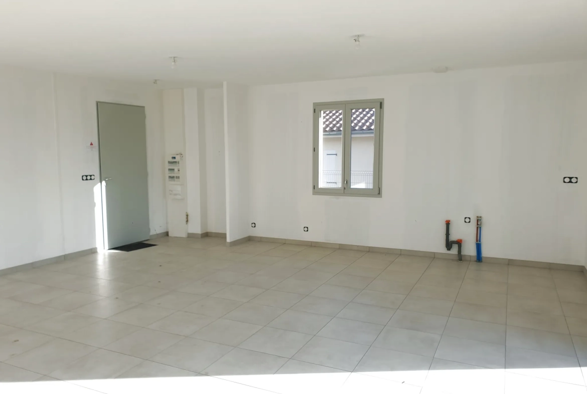 Maison neuve de 90 m² à Chaveyriat avec jardin et garage 