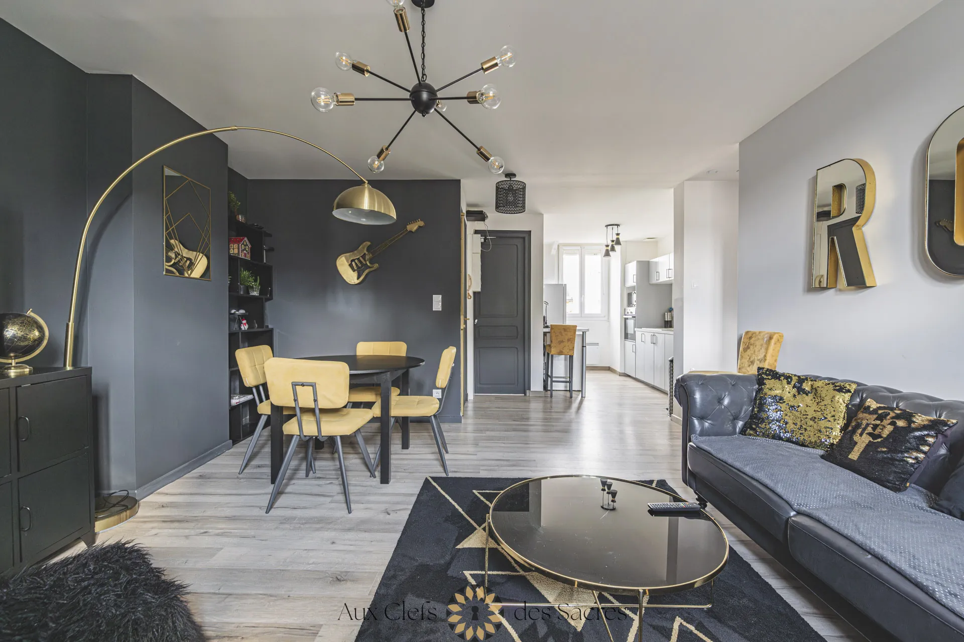 Appartement T5 lumineux à vendre à Reims – Dernier étage, 91 m² 