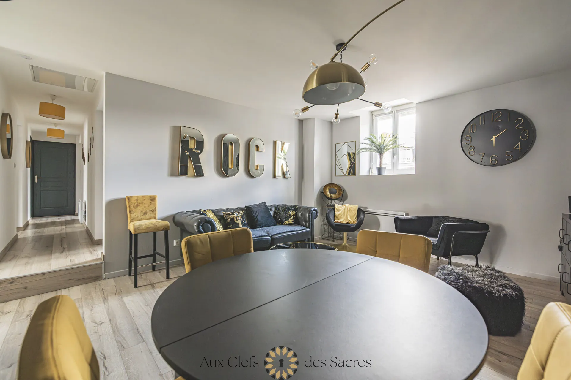 Appartement T5 lumineux à vendre à Reims – Dernier étage, 91 m² 