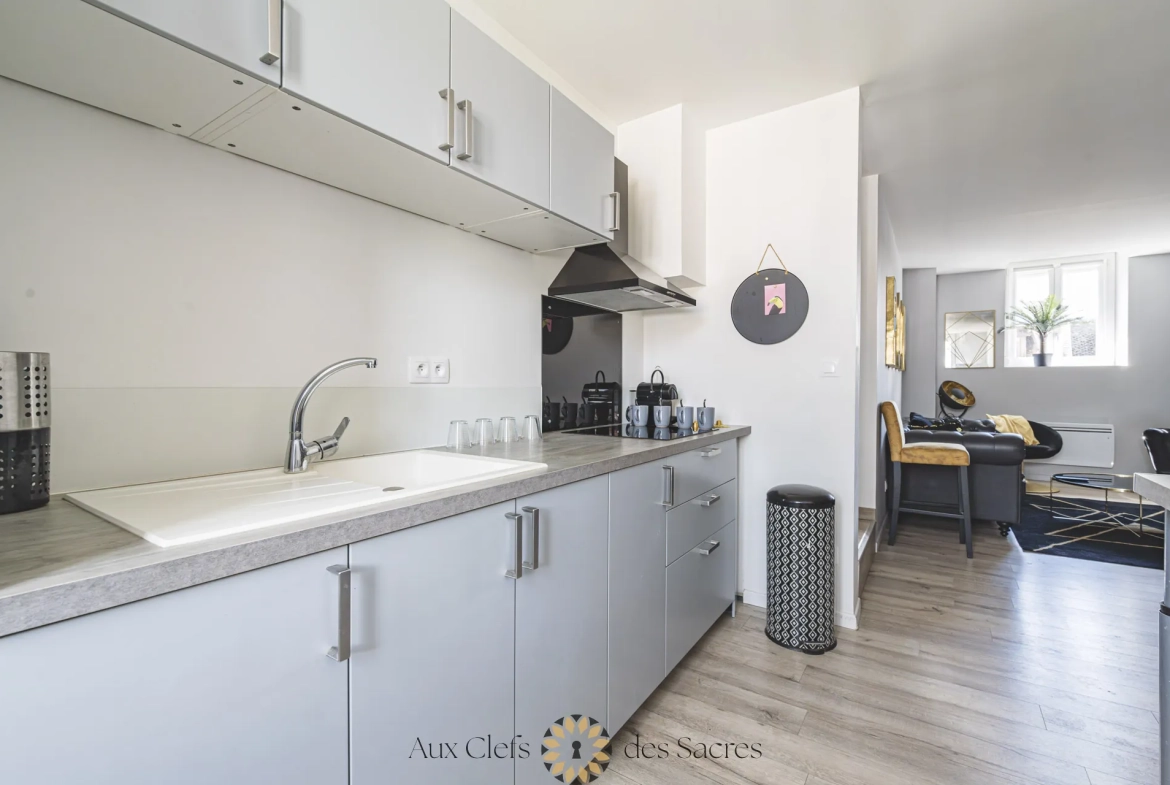 Appartement T5 lumineux à vendre à Reims – Dernier étage, 91 m² 