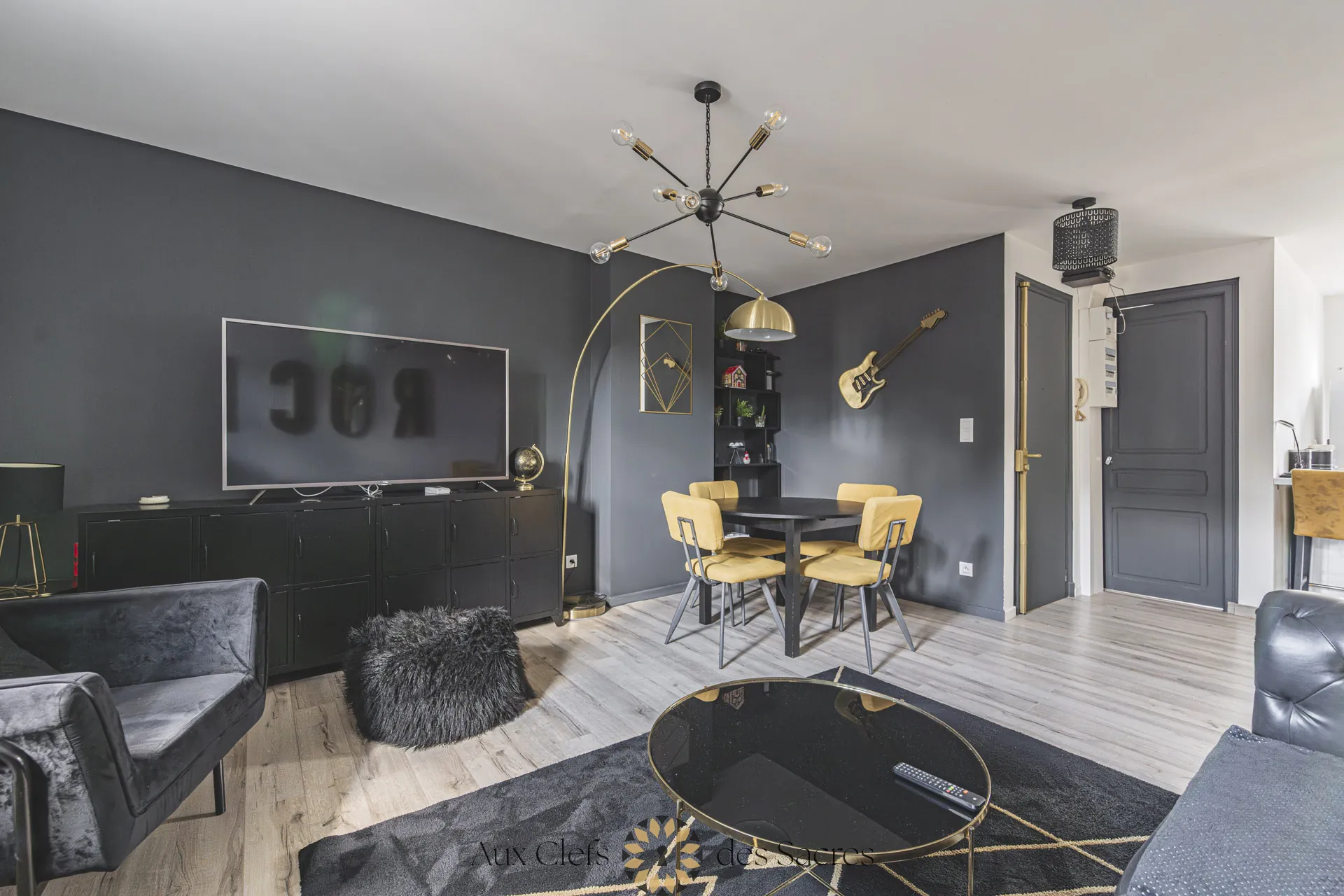 Appartement T5 lumineux à vendre à Reims – Dernier étage, 91 m² 