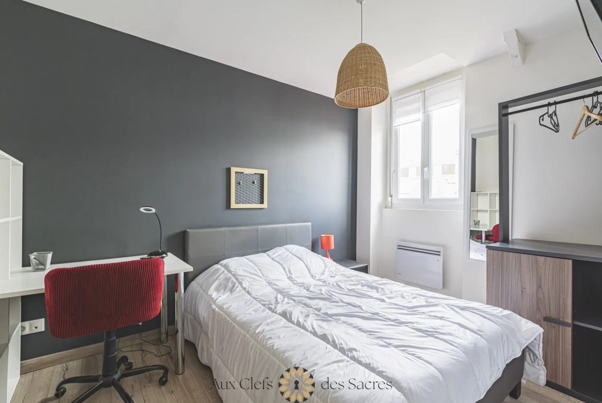Appartement T5 lumineux à vendre à Reims – Dernier étage, 91 m² 