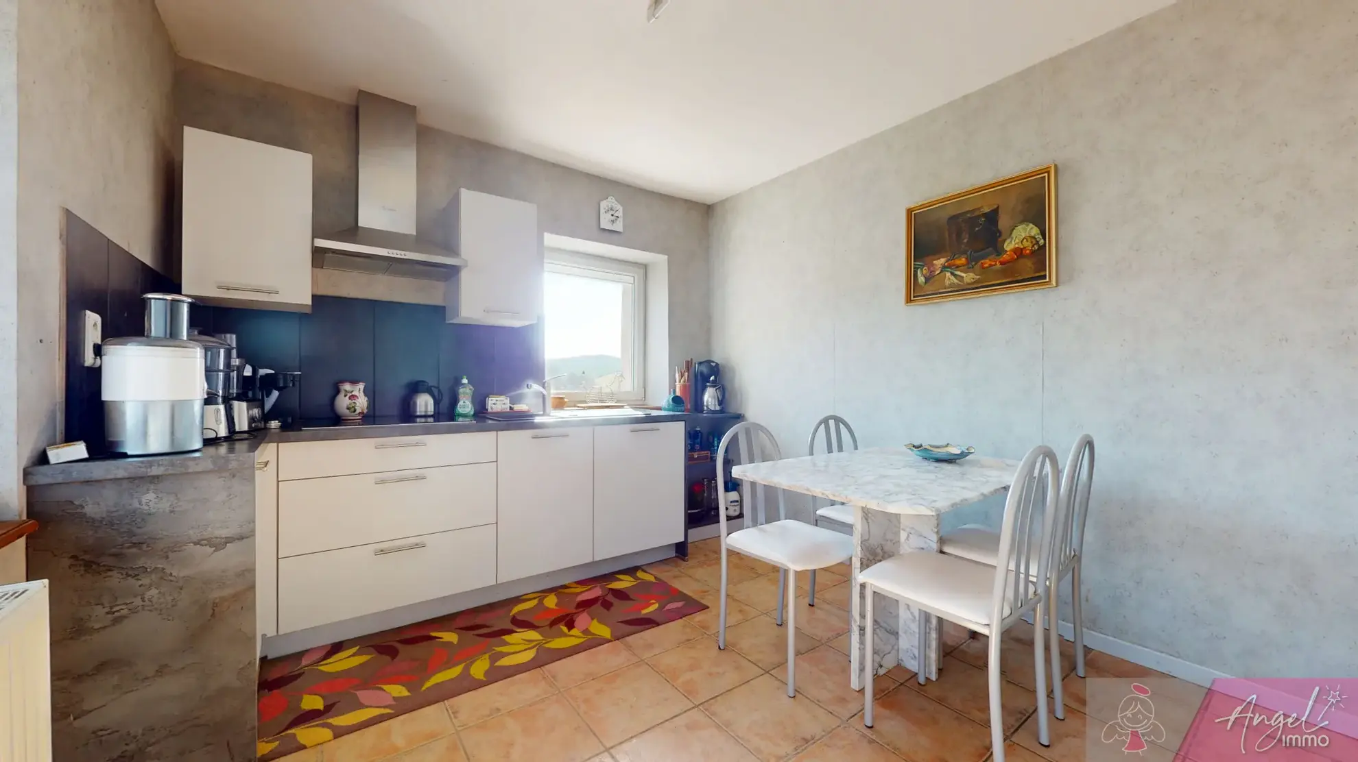 Maison en pierre avec piscine à Saligney, 154 m², vue imprenable 