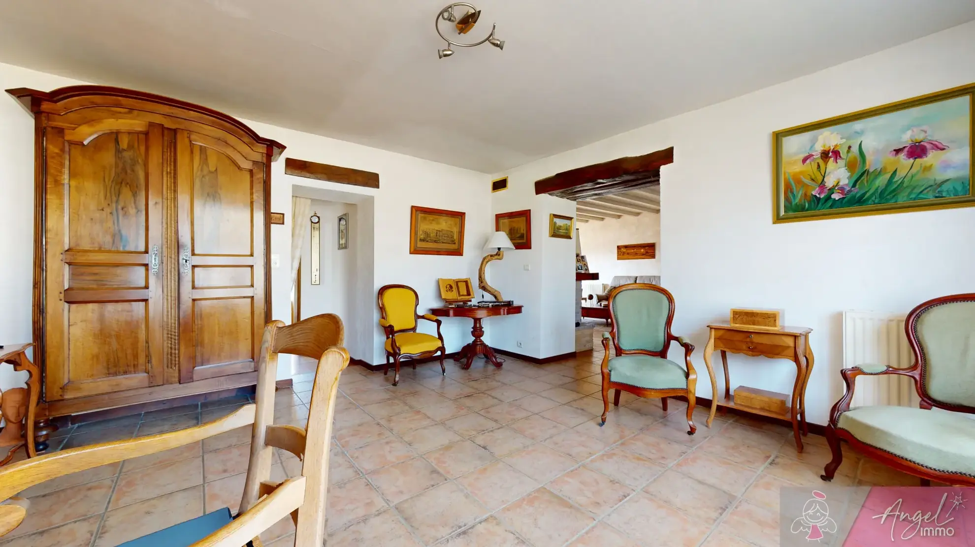 Maison en pierre avec piscine à Saligney, 154 m², vue imprenable 