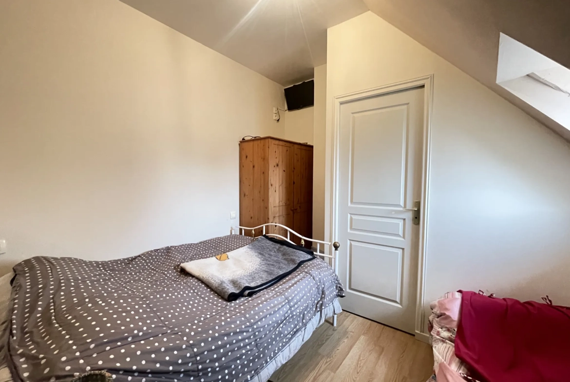 Charmante maison en pierre avec terrain à Rilhac-Xaintrie – 2 chambres, terrasse et garage 