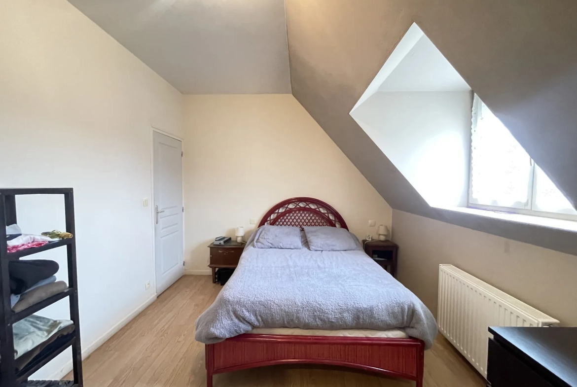 Charmante maison en pierre avec terrain à Rilhac-Xaintrie – 2 chambres, terrasse et garage 