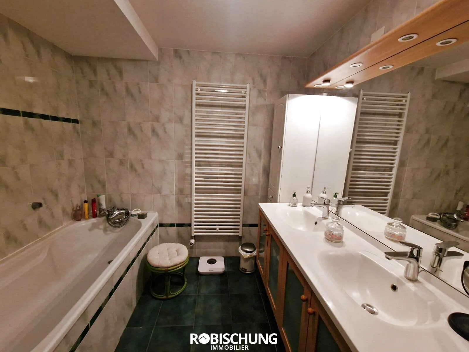 Magnifique appartement en triplex de 104 m² avec terrasse à Bettendorf 