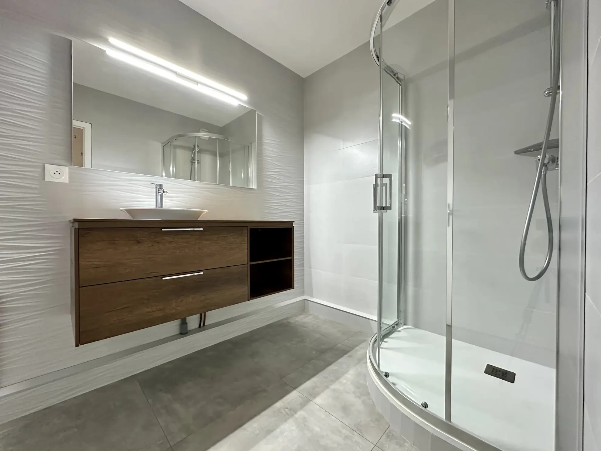 A vendre appartement 4 pièces avec balcon à Clermont-Ferrand proche commodités 