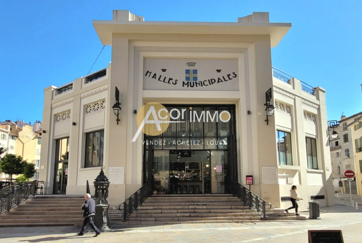Appartement de 49 m² en vente au cœur de Toulon, proche port et commodités 
