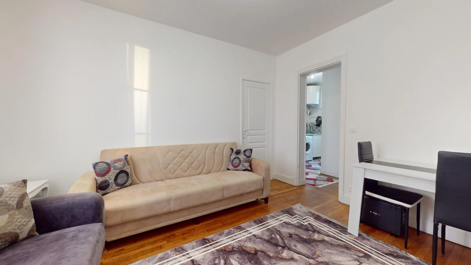 Appartement F2 à 200 m du RER B de Drancy, rénové, loué 950 € 