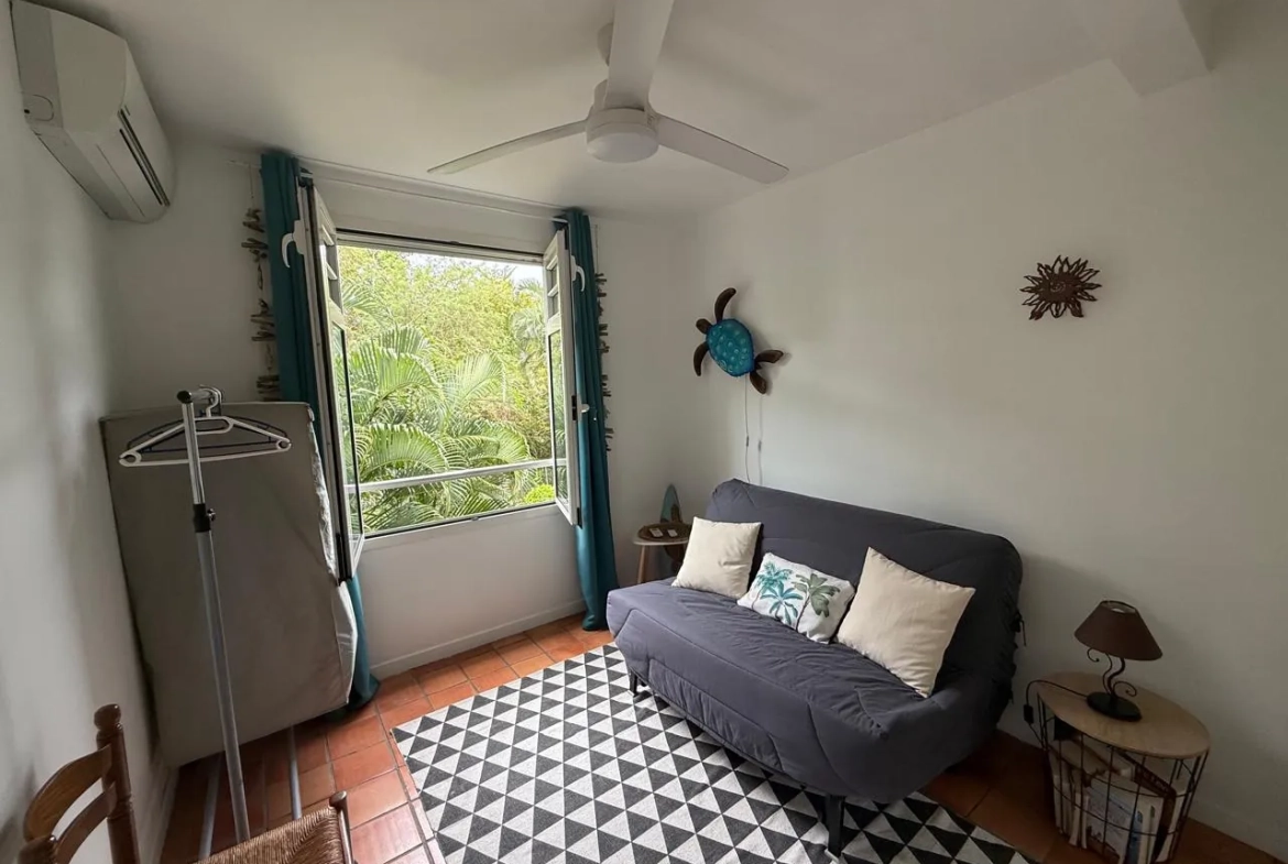 Appartement T4 avec terrasse et parking sécurisé à Riviere Salee 