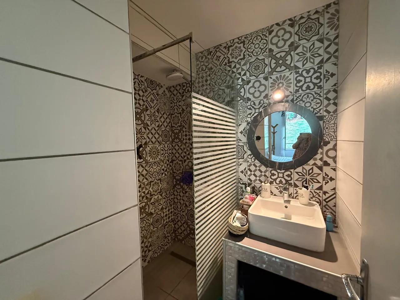 Appartement T4 avec terrasse et parking sécurisé à Riviere Salee 