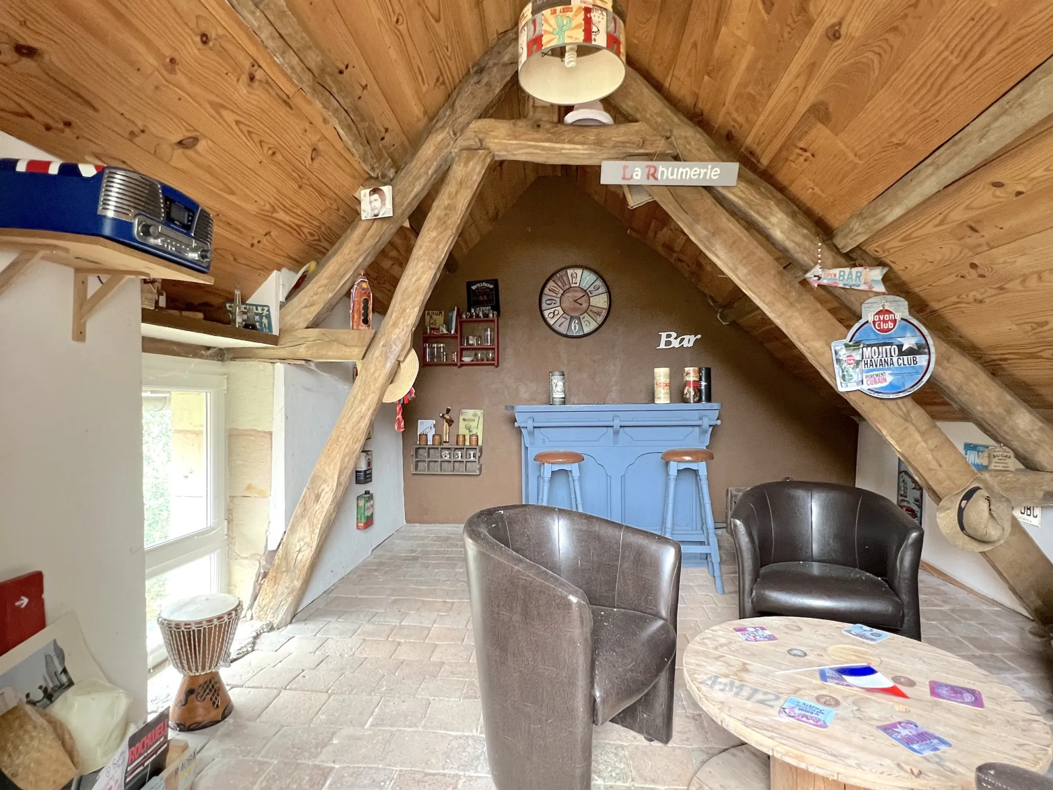 Maison à rénover à Yzeures-sur-Creuse avec fort potentiel pour investissement ou résidence principale 