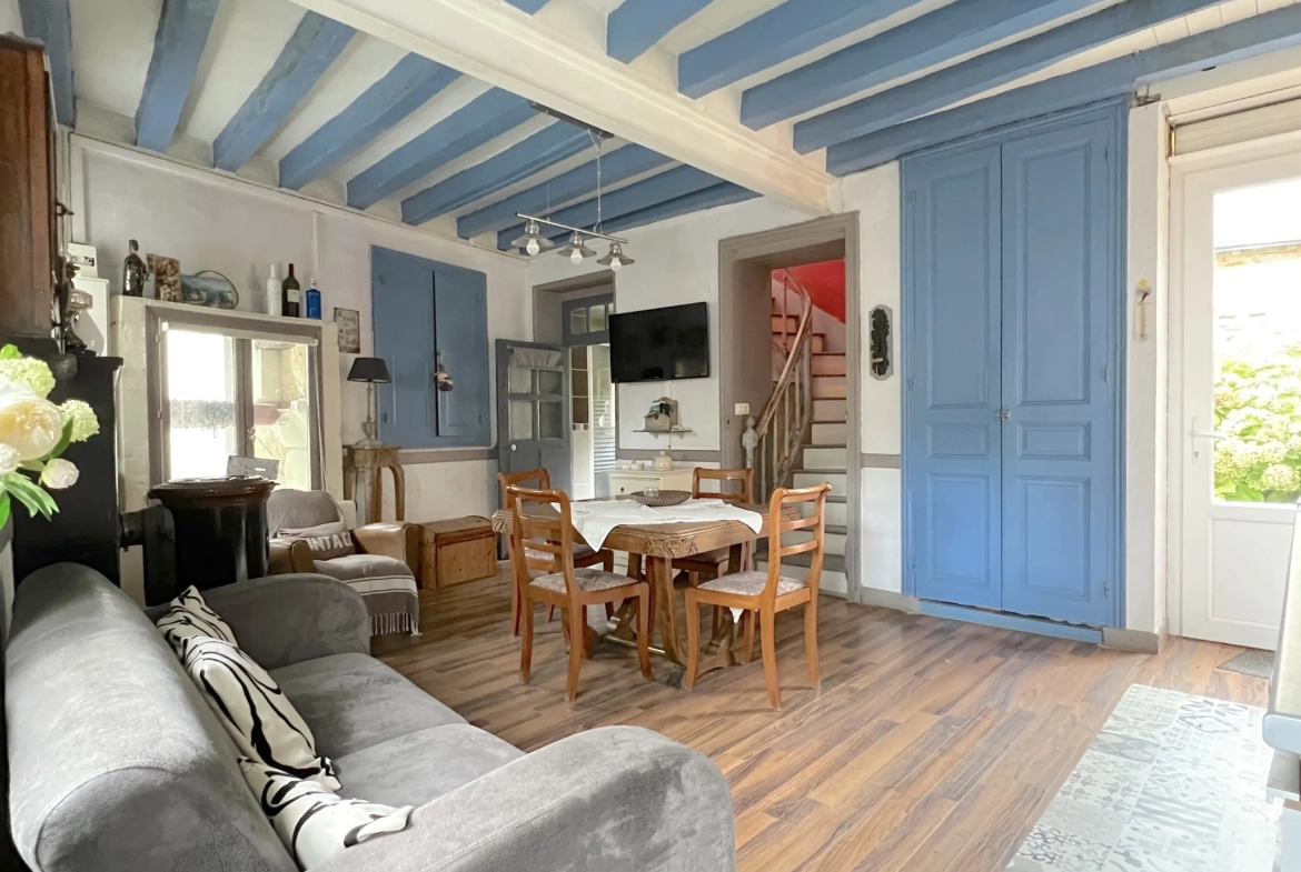 Maison à rénover à Yzeures-sur-Creuse avec fort potentiel pour investissement ou résidence principale 