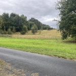 Terrain à bâtir de 3209 m² à Sarlat, proche du centre-ville, calme et constructible