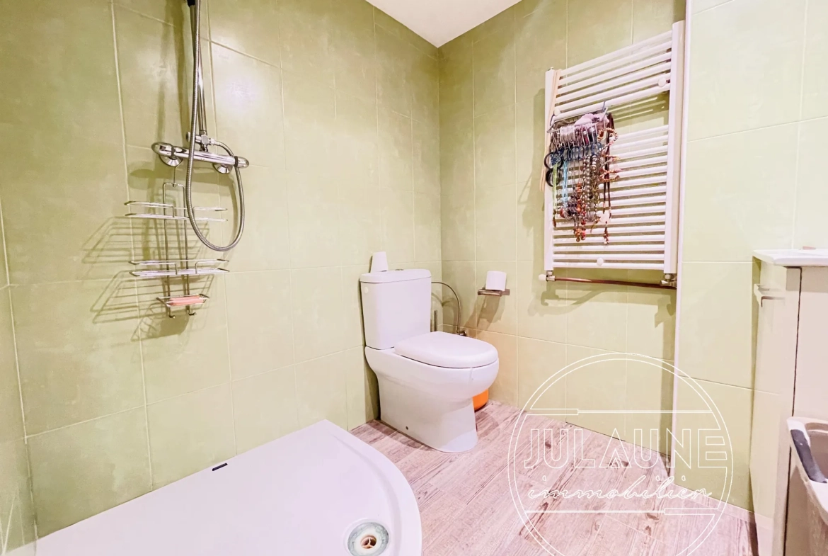Maison à Couzeix de 86 m² avec terrasse, garage et 3 chambres 