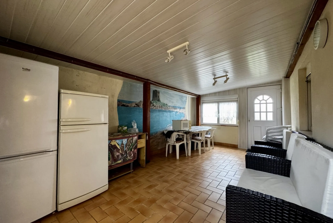 Maison mitoyenne de 143,29 m² avec dépendance, garage et jardin à Freyming-Merlebach 