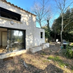Superbe mazet à Nîmes avec terrain boisé de 1400 m² - Idéal pied-à-terre ou location saisonnière