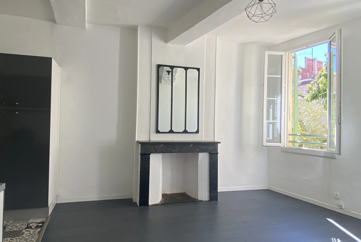 Appartement 2 pièces rénové en plein centre de Perpignan - Investissement ou pied-à-terre 