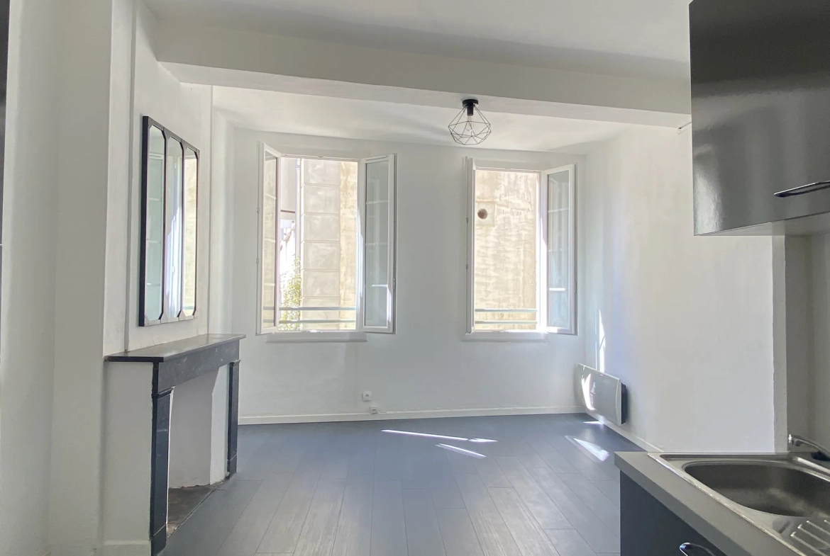 Appartement 2 pièces rénové en plein centre de Perpignan - Investissement ou pied-à-terre 