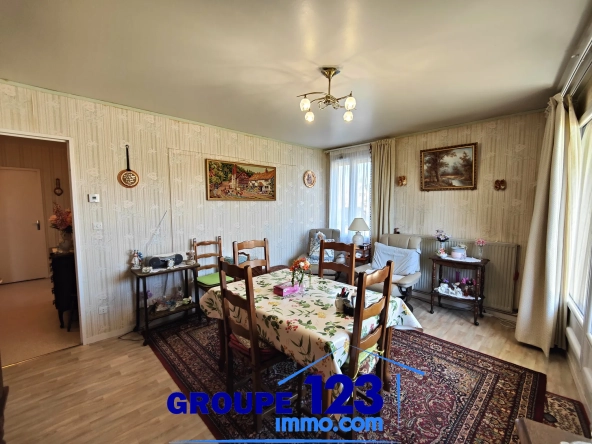 Appartement 3 pièces lumineux avec loggia à Migennes
