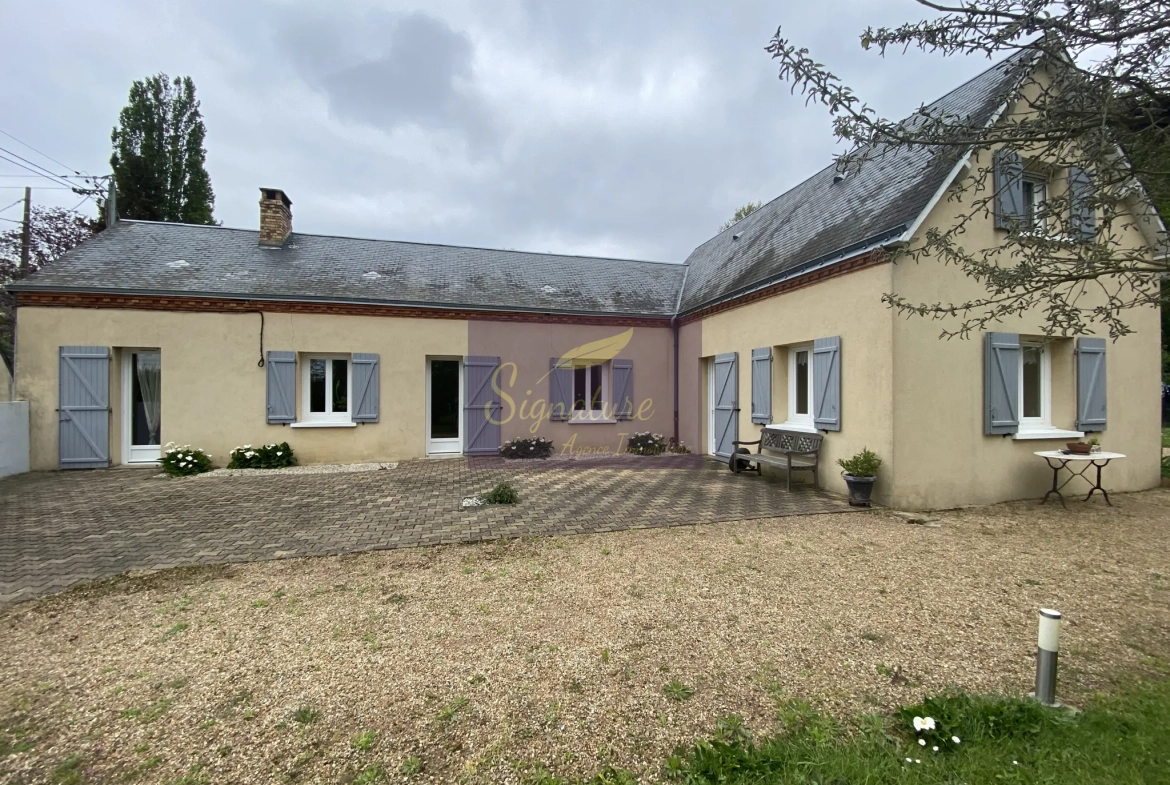Maison à vendre à Change avec terrain de 4200 m², garage, bureau et cheminée 