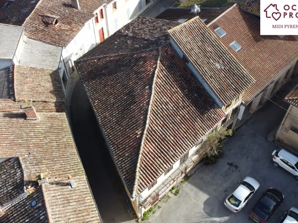 Entrepôt à transformer en immeuble locatif au centre-ville de L'Isle-en-Dodon