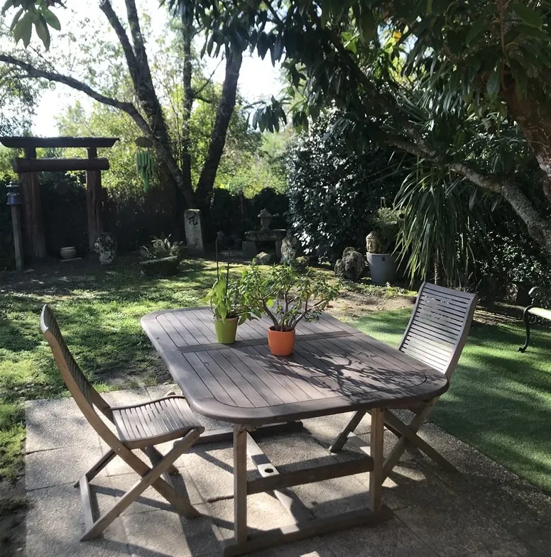 Maison à vendre de 135 m² avec piscine et terrain arboré à Budos, proche Illats 