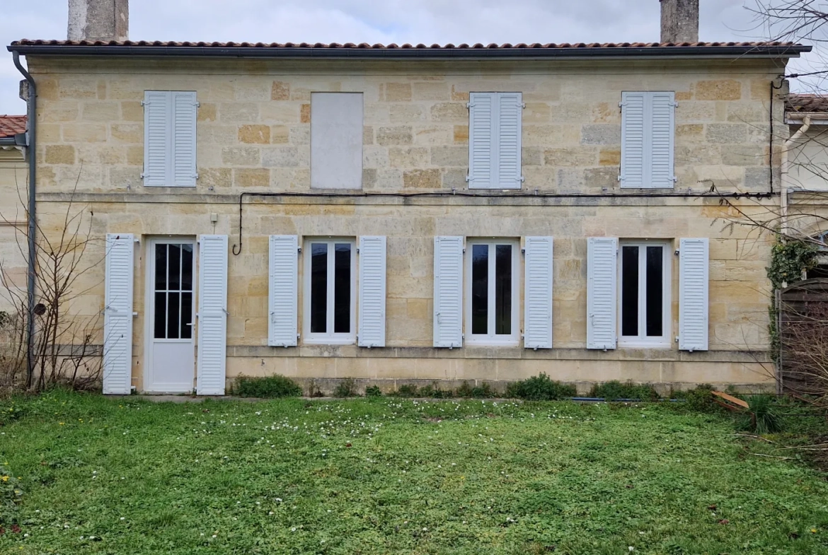 Belle maison en pierre à Macau à 20 km de Bordeaux à rénover 