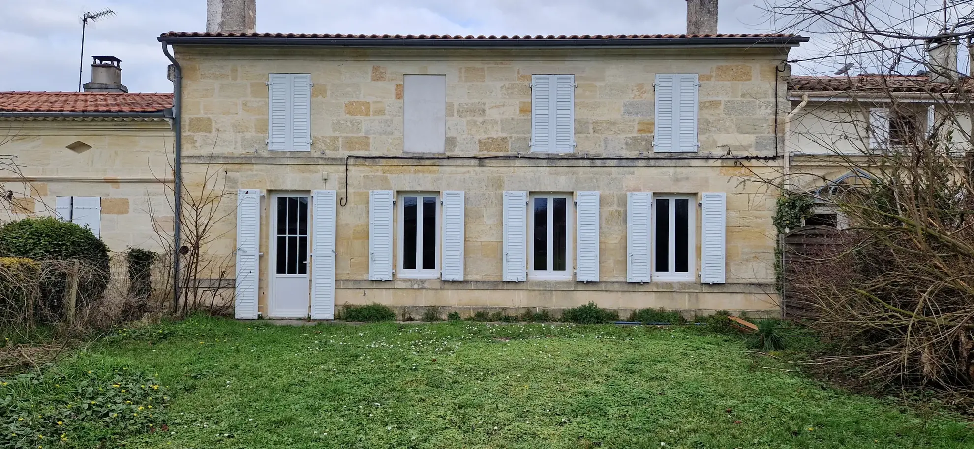 Belle maison en pierre à Macau à 20 km de Bordeaux à rénover 
