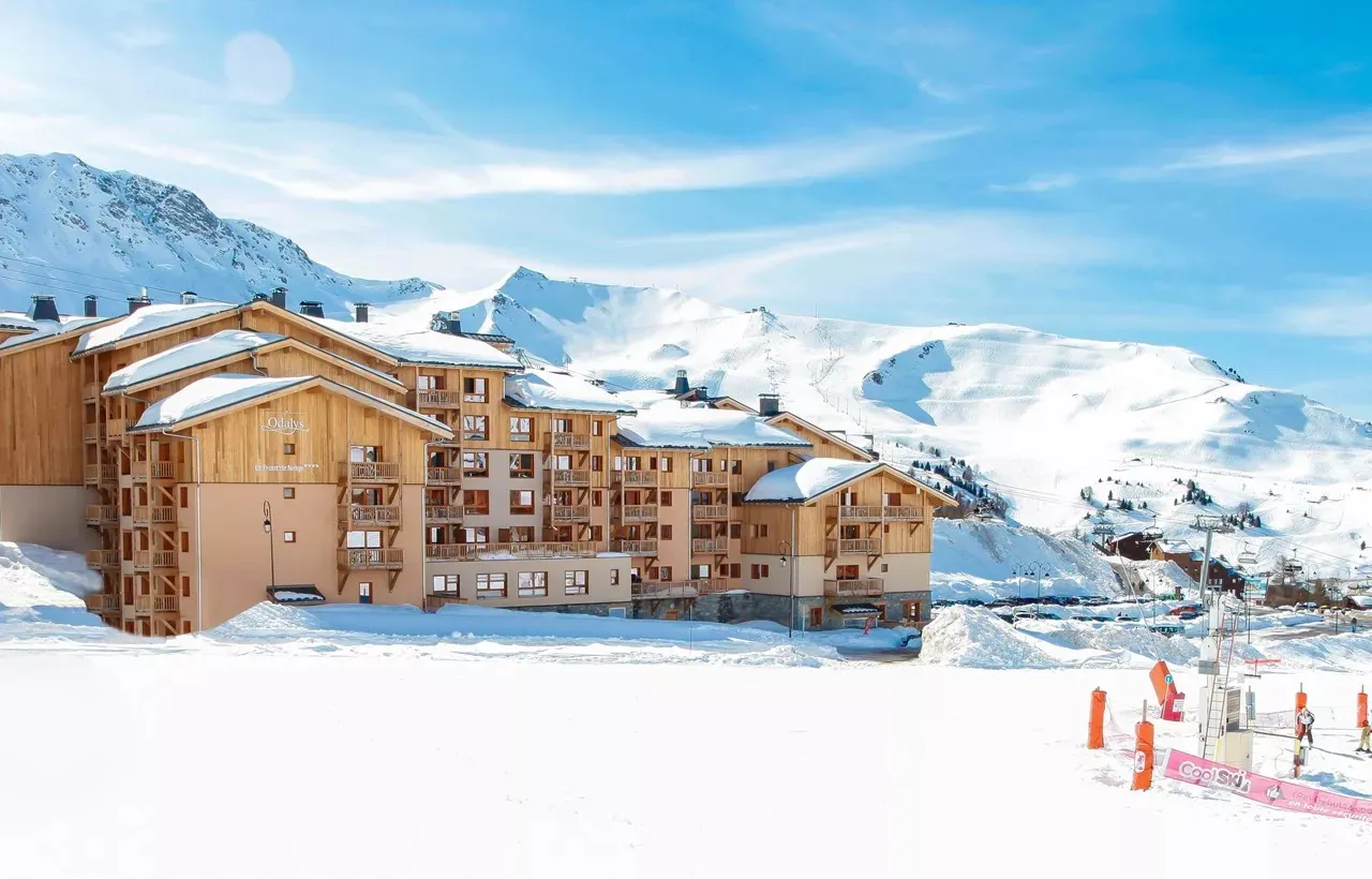 Investissement immobilier en résidence haut de gamme avec bail commercial à La Plagne Tarentaise 
