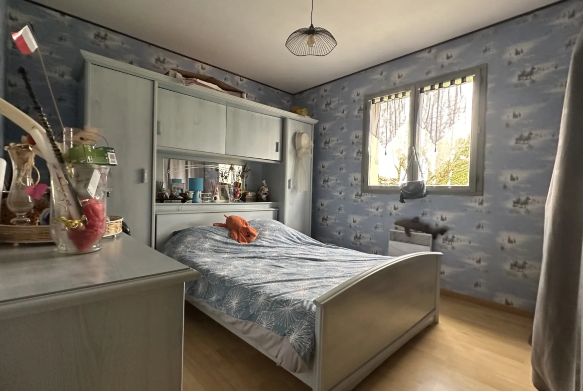 Maison avec piscine chauffée, garage et 5 chambres à Lieurey 27560 