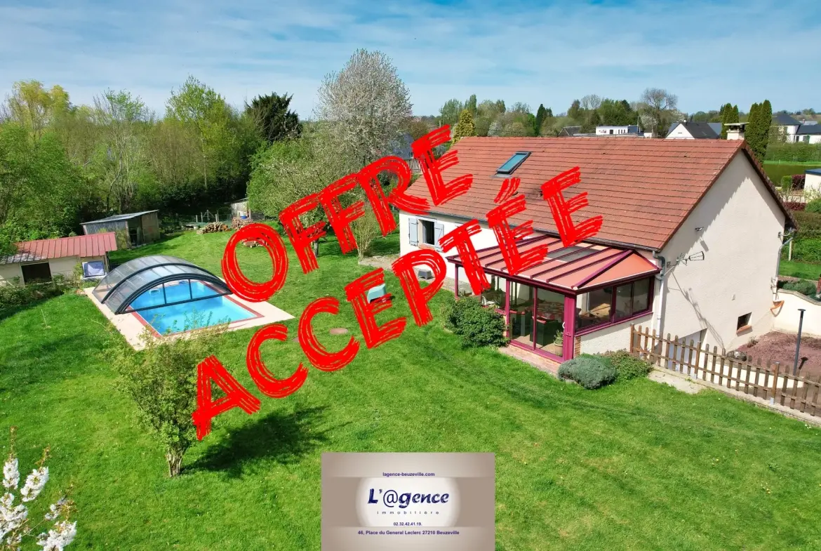 Maison avec piscine chauffée, garage et 5 chambres à Lieurey 27560 