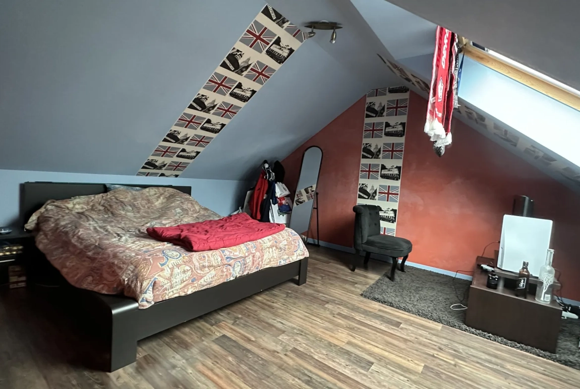 Maison avec piscine chauffée, garage et 5 chambres à Lieurey 27560 