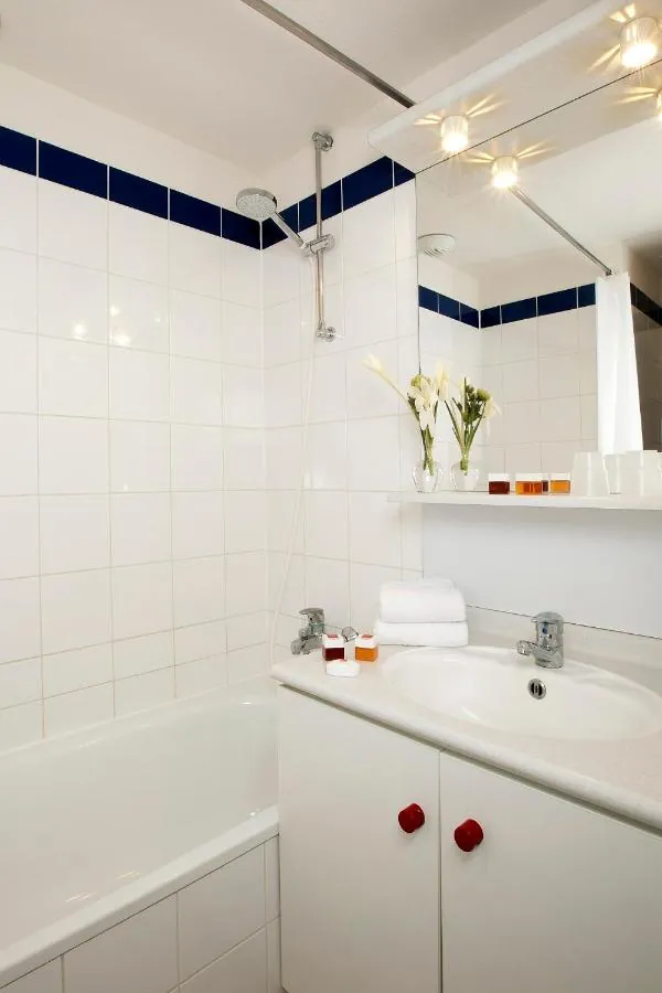 Investissement locatif en studio meublé à Serris – Bail jusqu'en 2025 