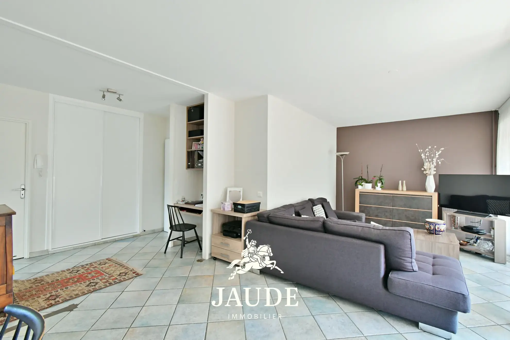 Appartement 96 m² avec terrasse, garage, et cave à Clermont-Ferrand 