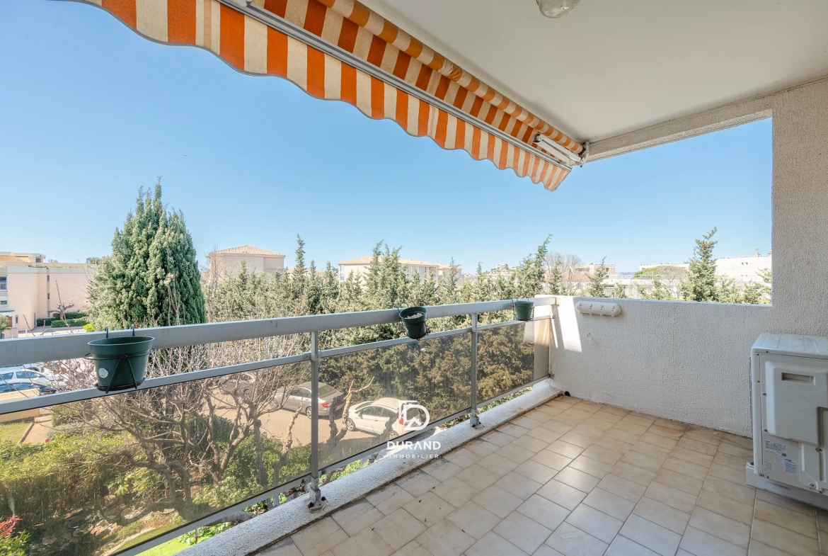 Appartement 3 pièces à Marseille 8e - Vieille Chapelle avec garage et balcon 