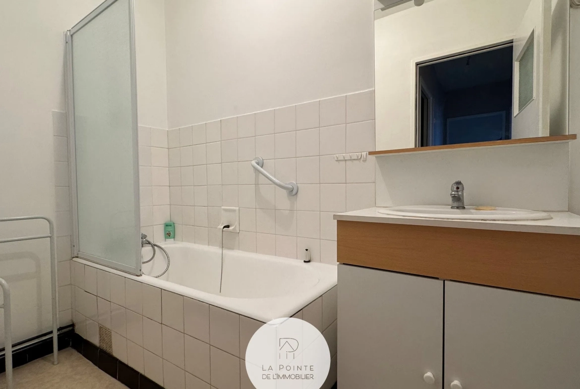 Appartement T4 lumineux avec balcon à Saint-Brieuc proche gare 