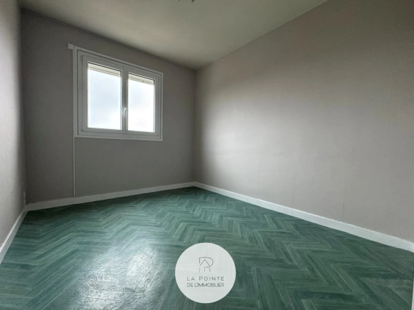 Appartement T4 lumineux avec balcon à Saint-Brieuc proche gare 