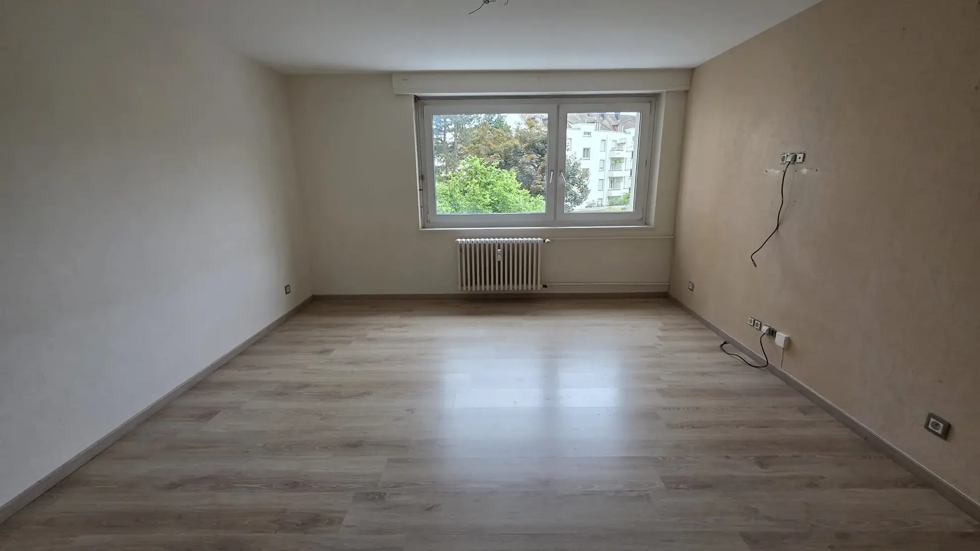 Appartement T4 à Mulhouse de 69 m² avec balcon, idéalement situé 