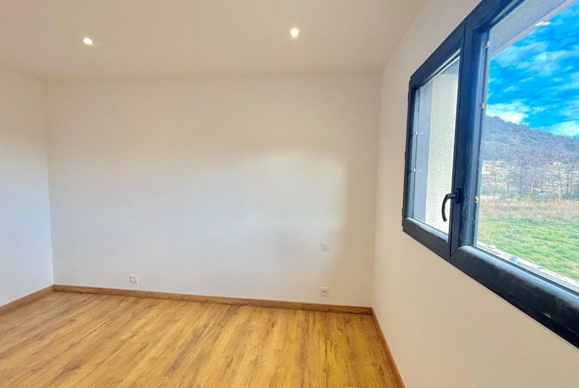 Maison neuve de plain-pied à Ria Sirach avec 3 chambres et garage 