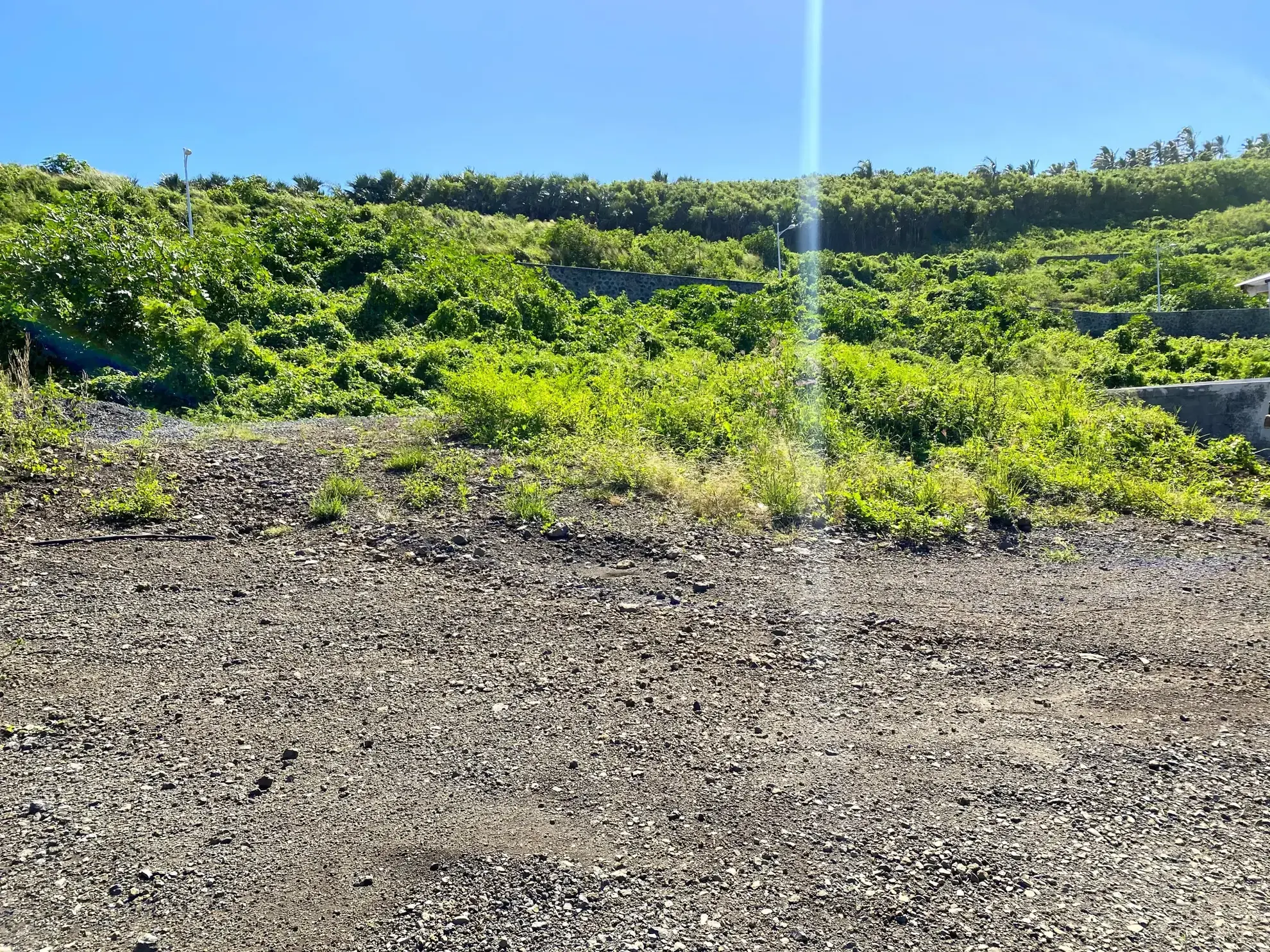 Terrain constructible dans le Sud de La Réunion à Saint-Pierre - 368 m² 