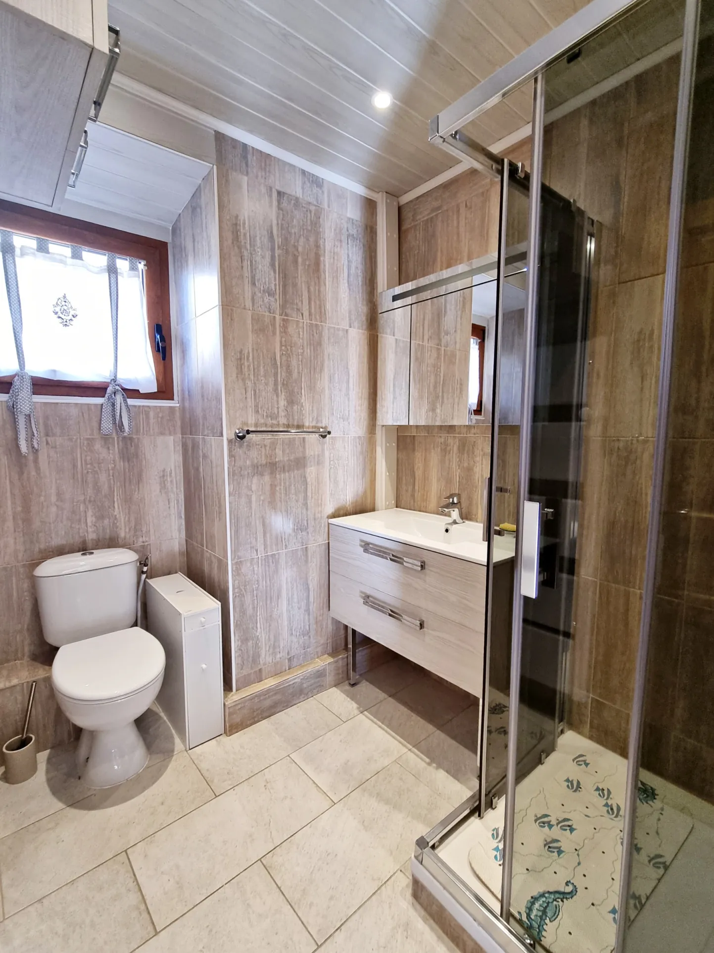 Appartement 3 pièces meublé avec terrasse et vue panoramique à Belvédère 