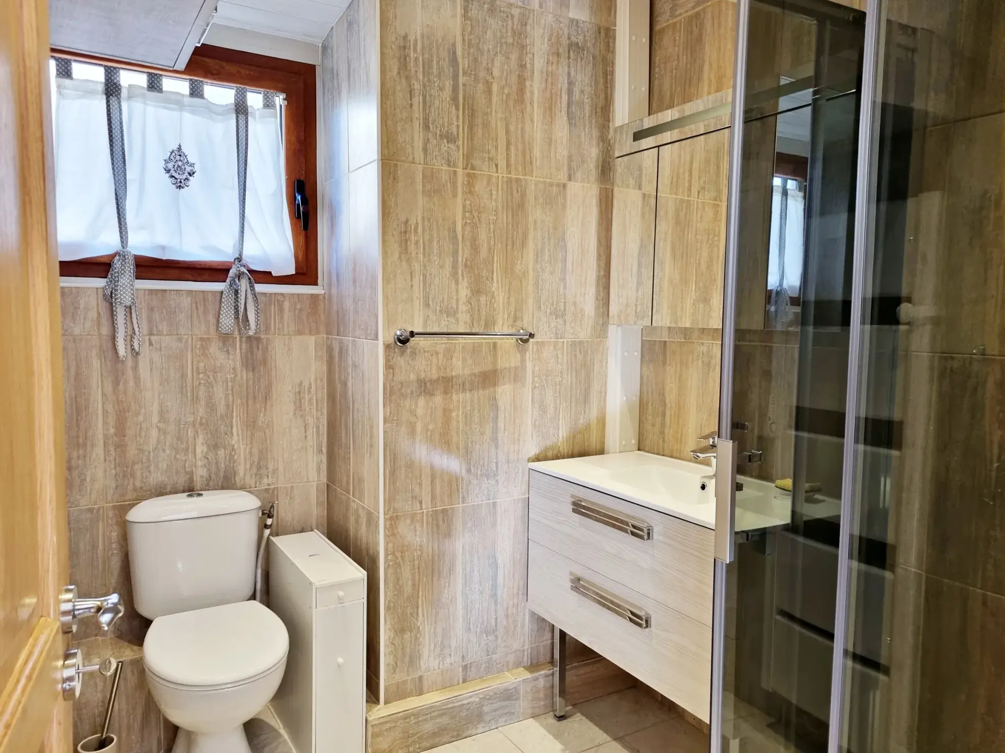 Appartement 3 pièces meublé avec terrasse et vue panoramique à Belvédère 