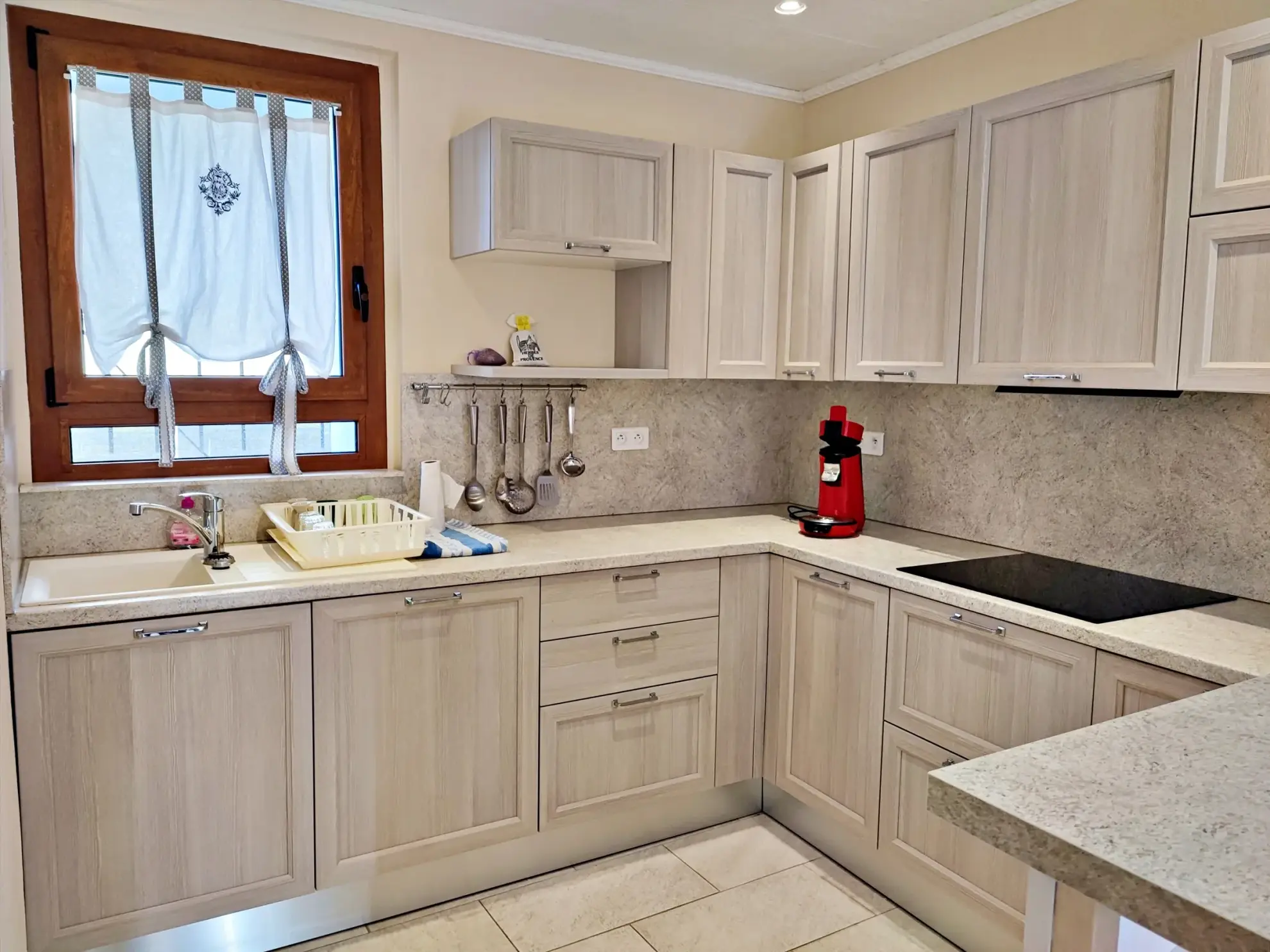 Appartement 3 pièces meublé avec terrasse et vue panoramique à Belvédère 