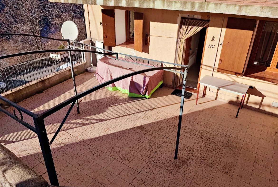Appartement 3 pièces meublé avec terrasse et vue panoramique à Belvédère 