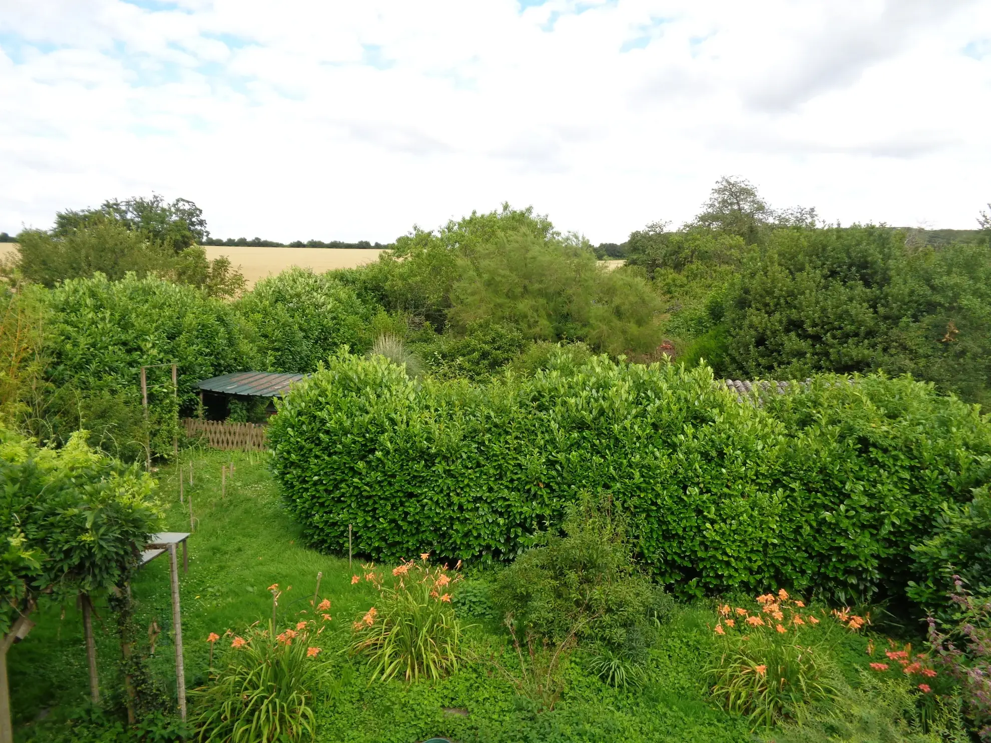 À vendre maison 140 m² avec dépendances et grand terrain à Nolay 