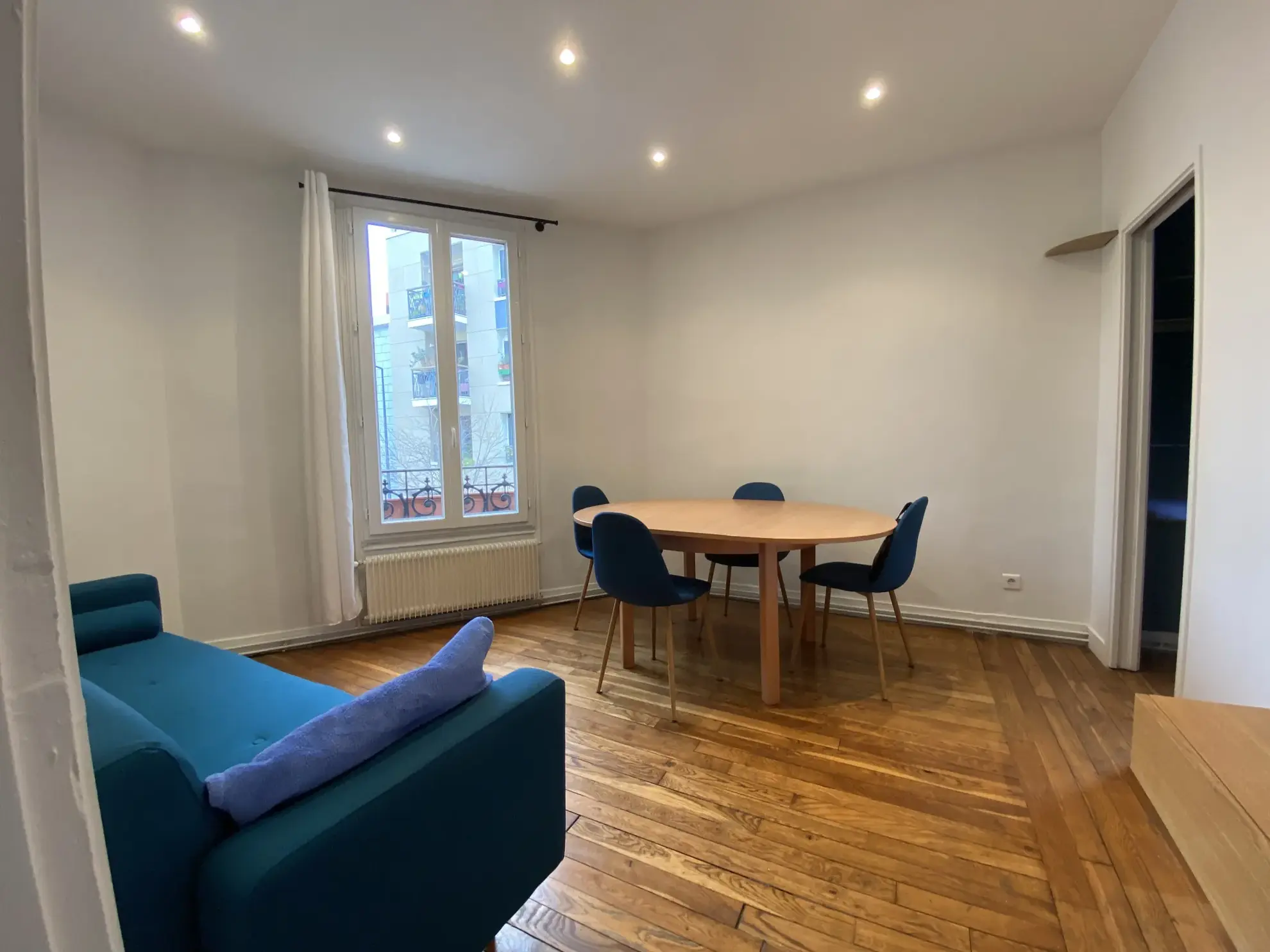 Appartement 2 pièces de 31,67 m² à Montreuil, proximité RER et lignes de métro 