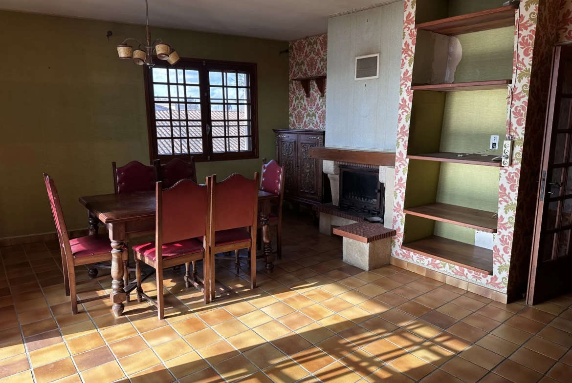 Belle maison 4 chambres avec garage et jardin à Pezens près de Carcassonne 
