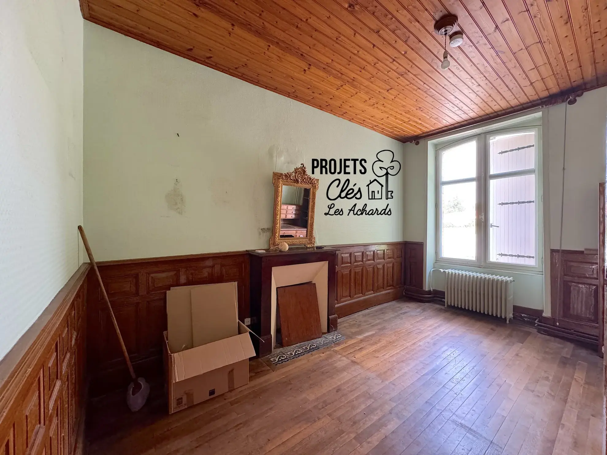 Charmante maison à rénover avec 3 chambres et grand jardin à Les Achards 